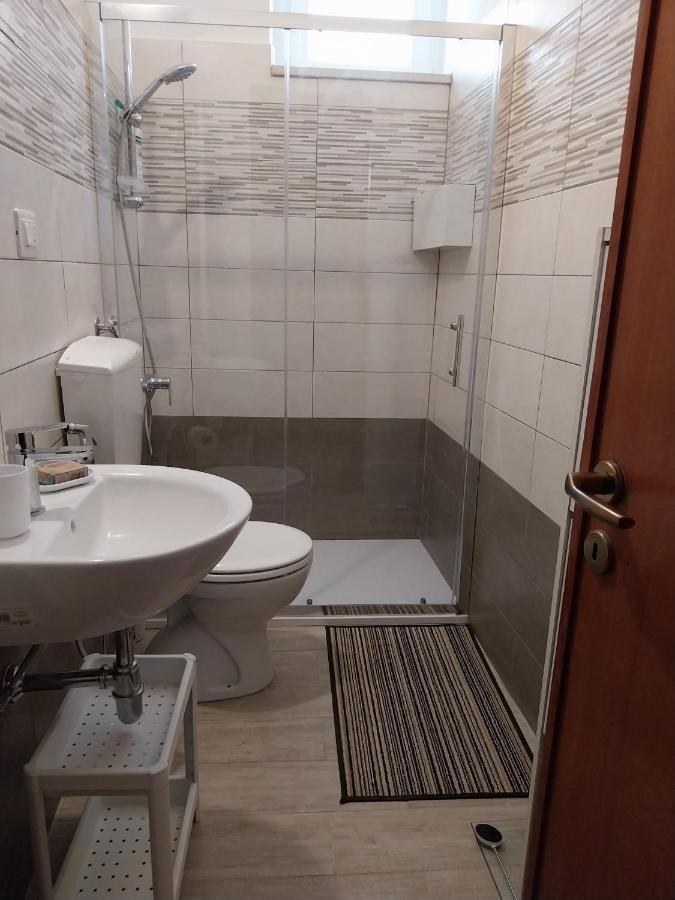 Casa Cozy - Comodo Appartamento In Asti Centro Екстериор снимка